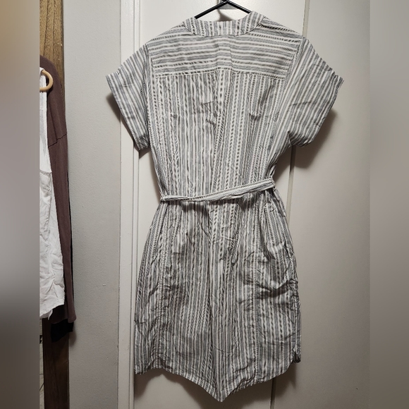 Joe Fresh paper bag dress M - Picture 2 of 4